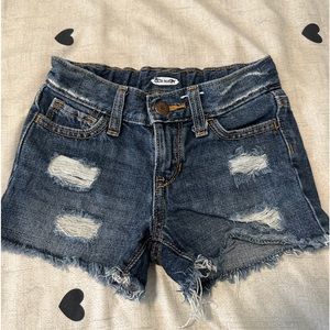 Old navy kid girl dark washed jean shorts